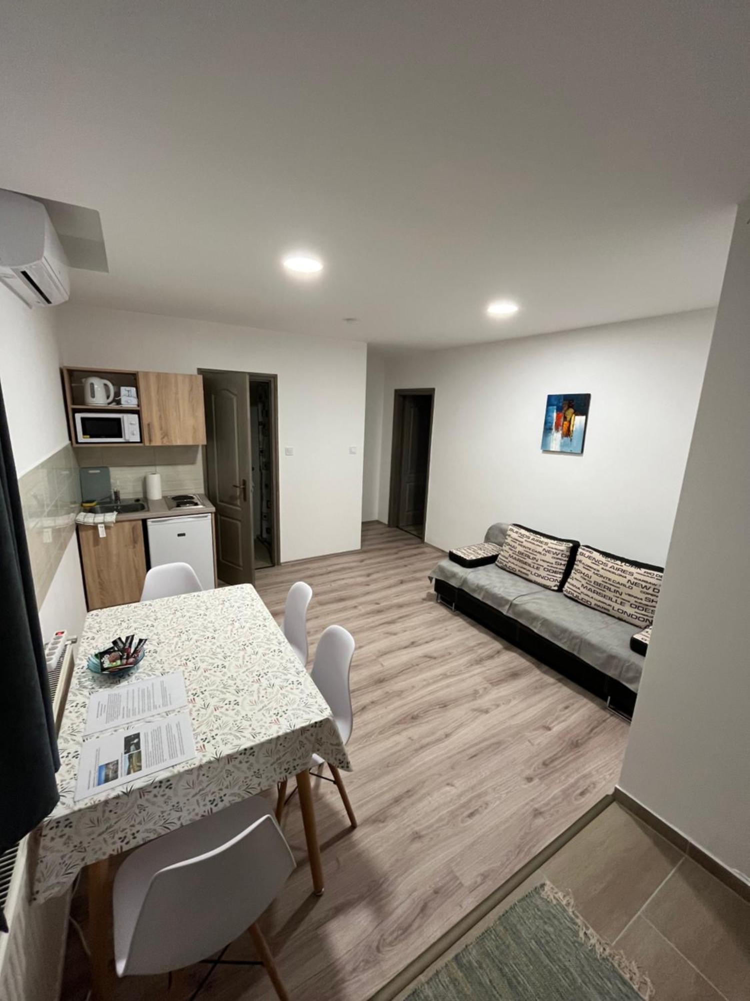 Mini Zoo Apartman Nagykanizsa Esterno foto