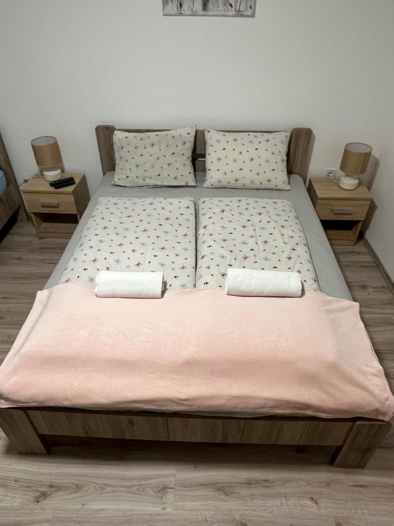 Mini Zoo Apartman Nagykanizsa Esterno foto